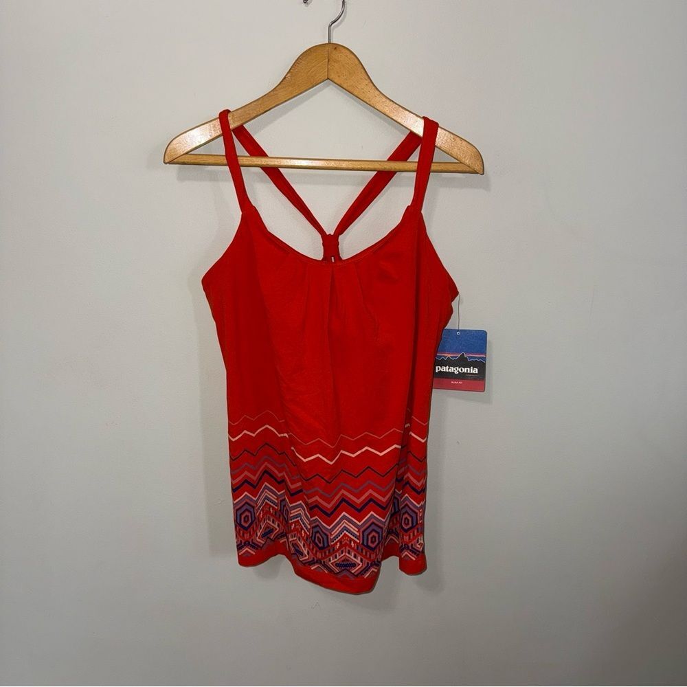 NEW Patagonia Women’s Red Aztec Tribal Pattern T-Back Tank | L